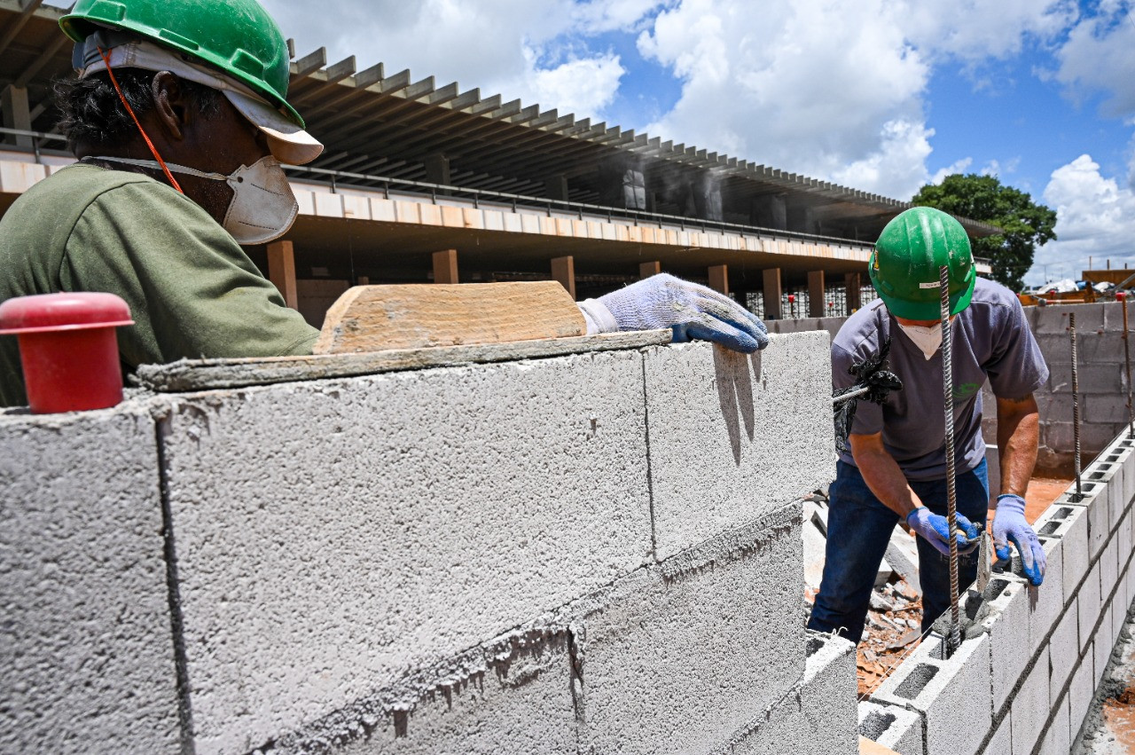 Construção civil, que obteve bons resultados no 2º trimestre, recua no 3º trimestre de 2022
